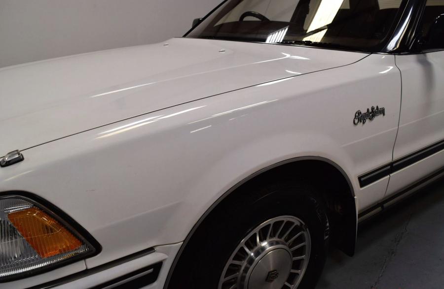 Детали экстерьера Toyota Crown Royal Saloon Super Charger Hardtop (MS137) 1991 года  (фото 21 из 98)